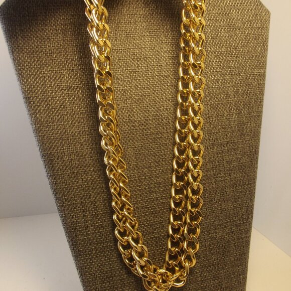 Necklace - Double Strand Gold Tone Curb Chain - Picture 5 of 6